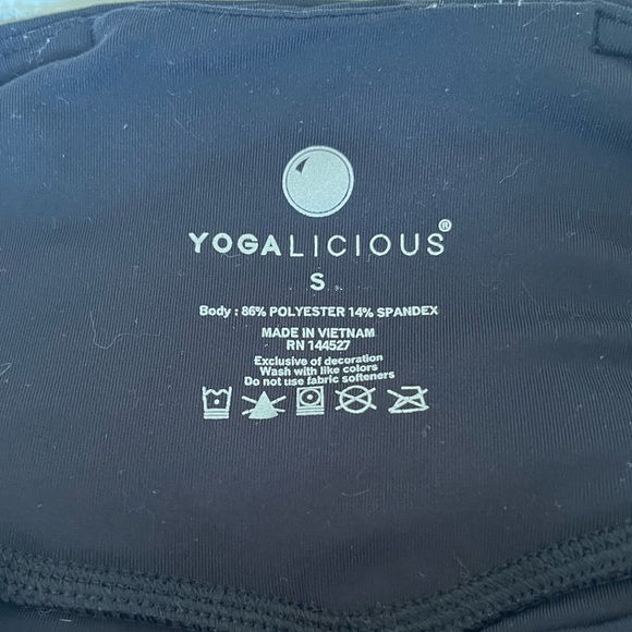 Yogalicious Black Leggings - Picture 3 of 3